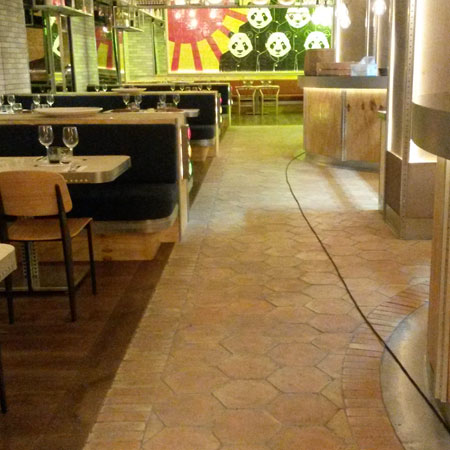 Limpieza y tratamiento efecto mojado en Restaurante. Bilbao ( Vizcaya ).